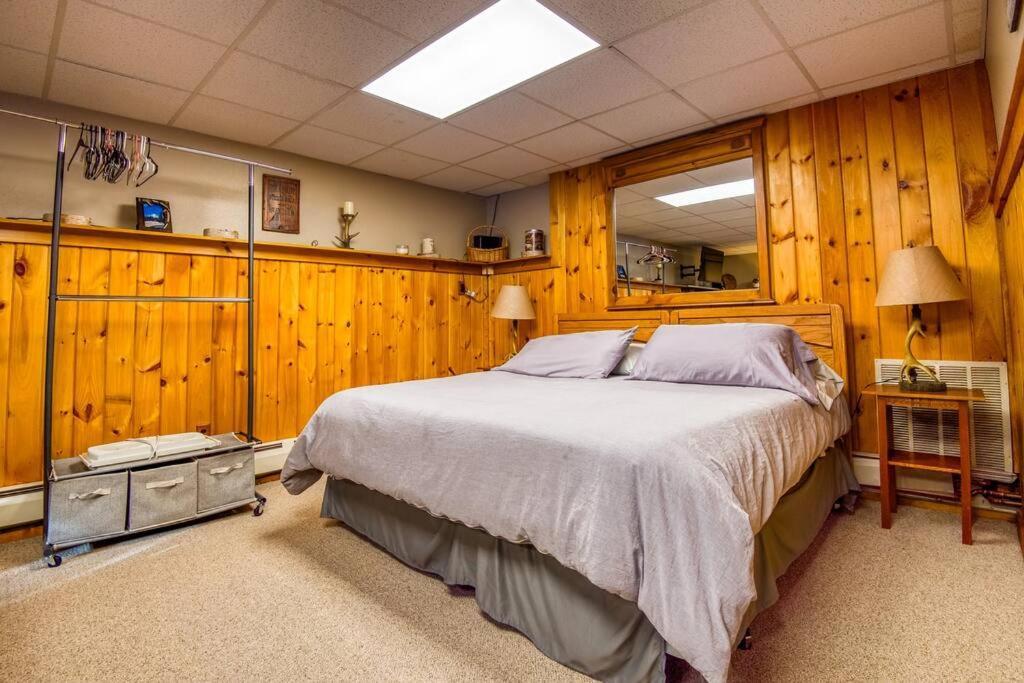 Family-Focused & Pet-Friendly Log Cabin With 4Br 2Ba Sleeps 10 Bethlehem Exterior photo