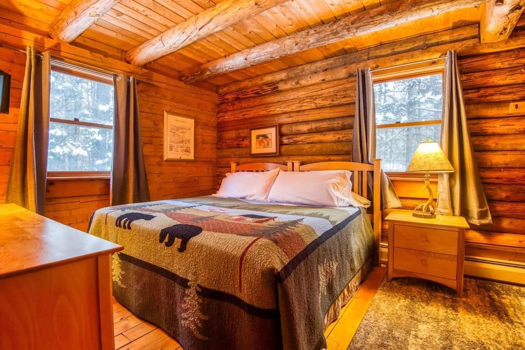 Family-Focused & Pet-Friendly Log Cabin With 4Br 2Ba Sleeps 10 Bethlehem Exterior photo